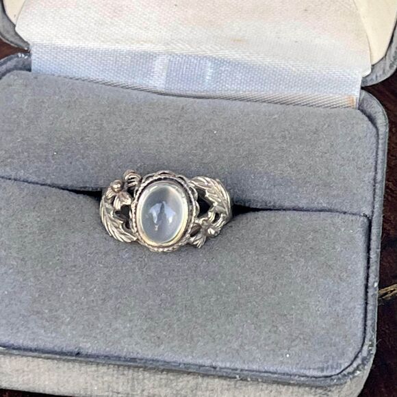 Vintage 925 Silver Ring White Quartz Ring Southwestern Feather design Size 7 1/4 - Picture 1 of 9